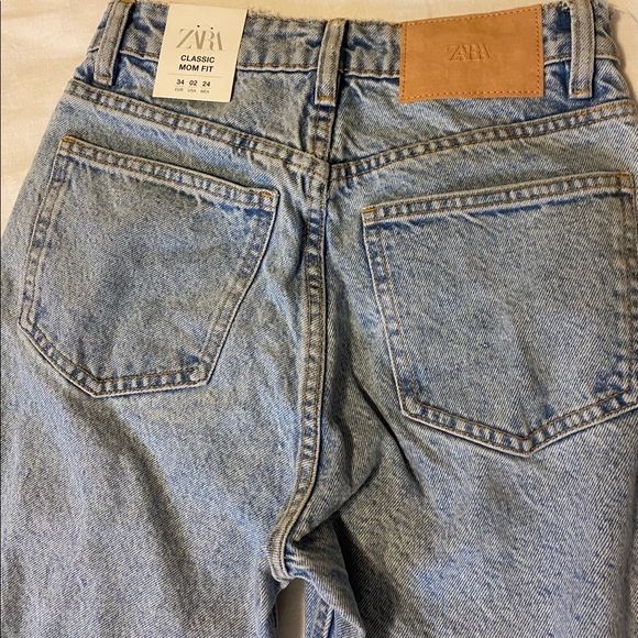 Zara Jeans: Classic Mom Fit Hi-Rise Ankle Length - Picture 5 of 5